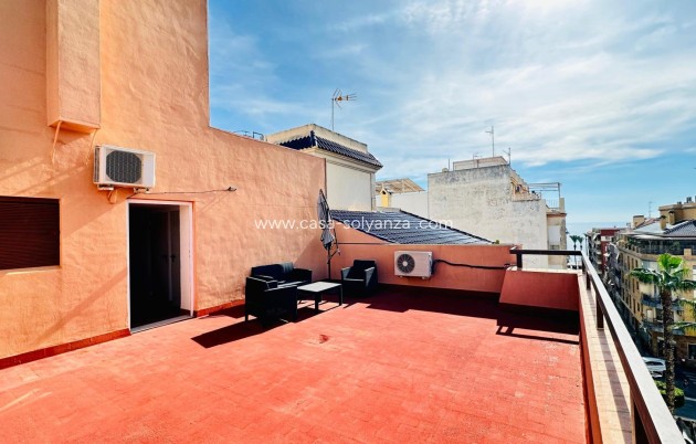 Resale - Apartment / flat - Torrevieja - Center