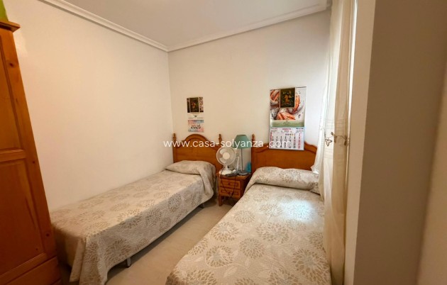 Resale - Apartment / flat - Torrevieja - Estacion Autobuses