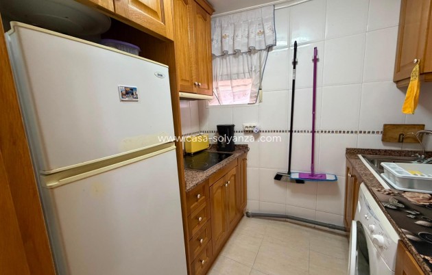 Resale - Apartment / flat - Torrevieja - Estacion Autobuses