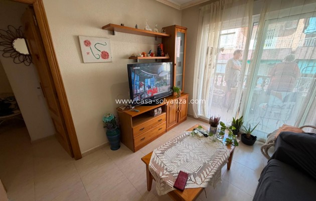 Resale - Apartment / flat - Torrevieja - Estacion Autobuses