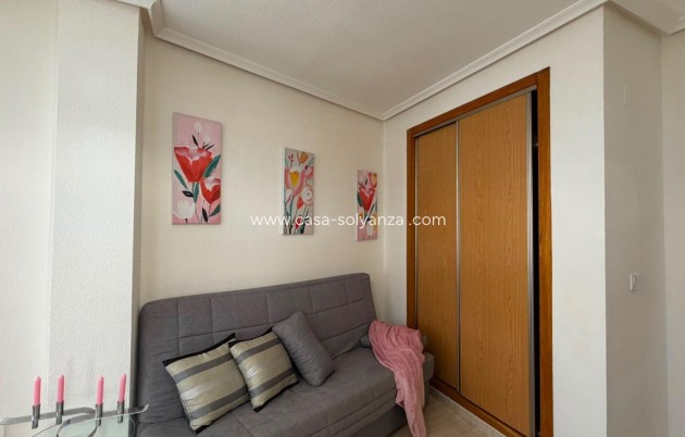 Herverkoop - Appartement / flat - Torrevieja - Estacion Autobuses