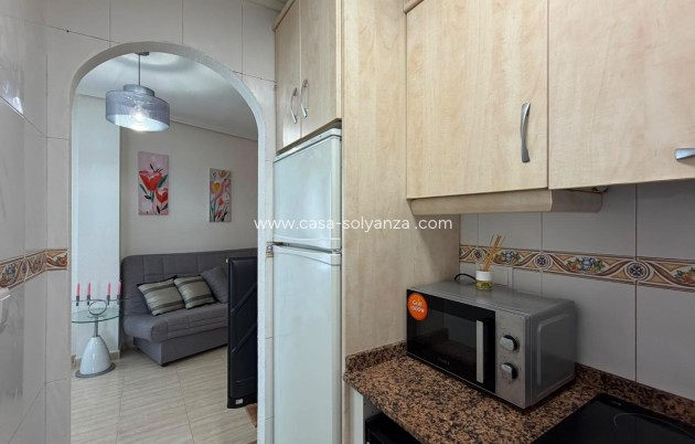 Herverkoop - Appartement / flat - Torrevieja - Estacion Autobuses