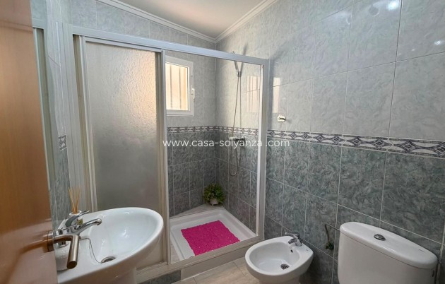 Herverkoop - Appartement / flat - Torrevieja - Estacion Autobuses