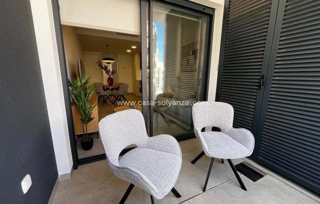 Resale - Apartment / flat - Torrevieja - Torrevieja Centro