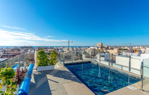 Resale - Apartment / flat - Torrevieja - Torrevieja Centro