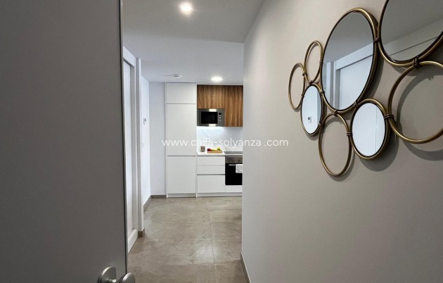 Resale - Apartment / flat - Torrevieja - Torrevieja Centro