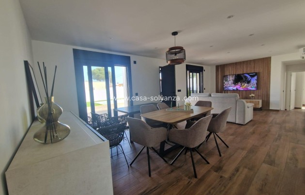 Resale - Villa - Torrevieja - Los Balcones