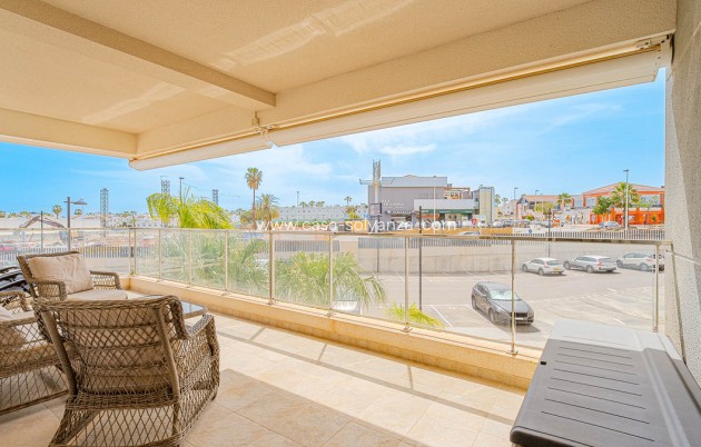 Herverkoop - Appartement / flat - Orihuela - Villamartin