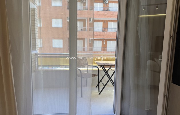 Herverkoop - Appartement / flat - Torrevieja - Torrevieja Centro
