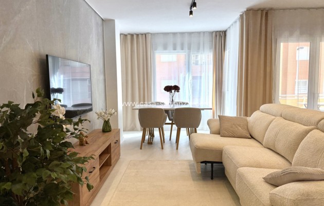 Herverkoop - Appartement / flat - Torrevieja - Torrevieja Centro
