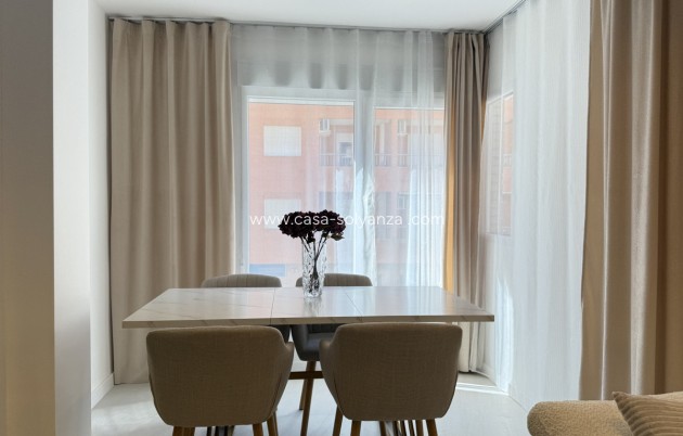 Herverkoop - Appartement / flat - Torrevieja - Torrevieja Centro