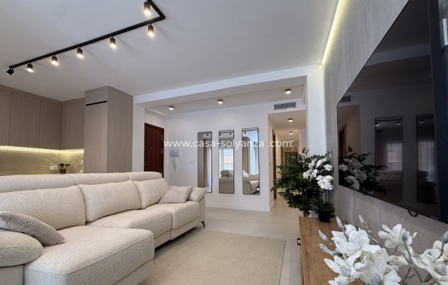 Herverkoop - Appartement / flat - Torrevieja - Torrevieja Centro
