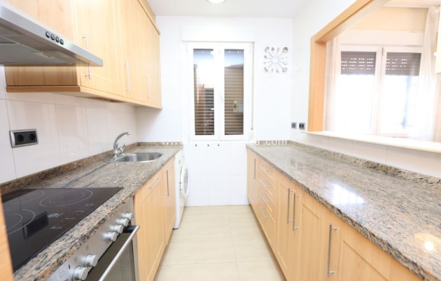 Resale - Apartment / flat - Los Alcázares - Los Alcazares Centro