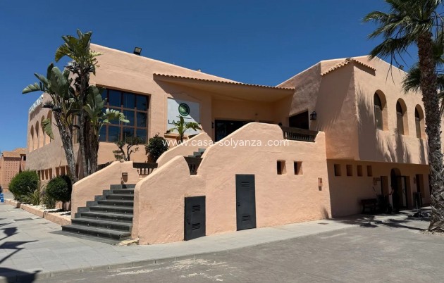 Resale - Apartment / flat - Los Alcázares - Los Alcazares Centro