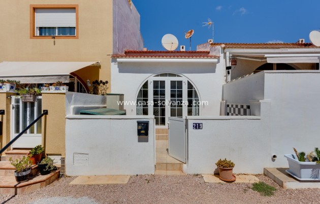 Resale - Townhouse - Torrevieja - La Siesta