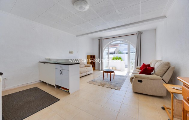 Resale - Townhouse - Torrevieja - La Siesta