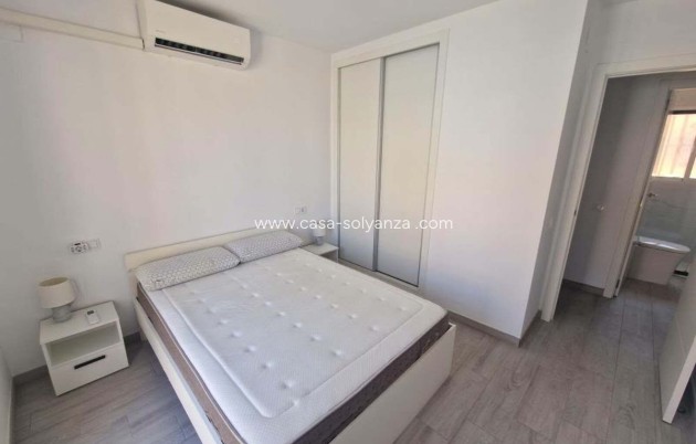 Resale - Townhouse - Torrevieja - Torrevieja Centro