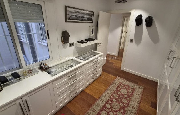 Reventa - Apartamento / piso - Torrevieja - Torrevieja Centro