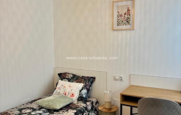 Resale - Apartment / flat - Torrevieja - Torrevieja Centro
