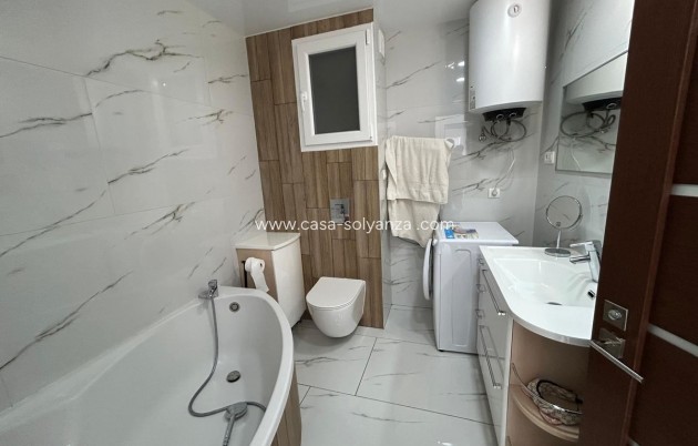 Revente - Appartement - Torrevieja - Torrevieja Centro