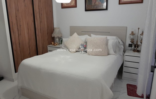 Wiederverkauf - Wohnung - Torrevieja - Torrevieja Centro