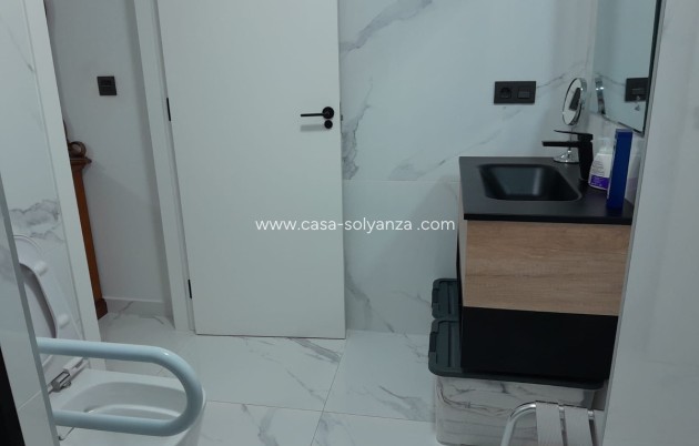 Wiederverkauf - Wohnung - Torrevieja - Torrevieja Centro
