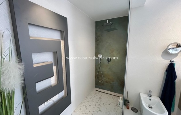 Reventa - Apartamento / piso - Torrevieja - Torrevieja Centro