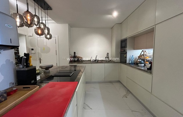 Reventa - Apartamento / piso - Torrevieja - Torrevieja Centro