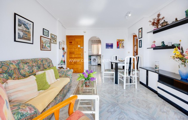 Resale - Apartment / flat - Torrevieja - Torrevieja Centro