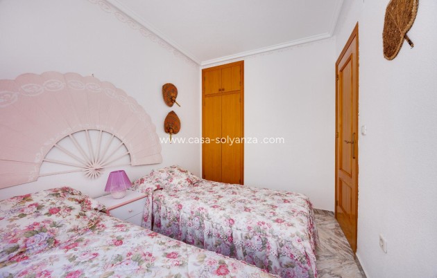 Resale - Apartment / flat - Torrevieja - Torrevieja Centro