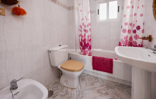 Resale - Apartment / flat - Torrevieja - Torrevieja Centro