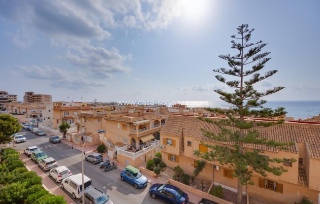 Resale - Apartment / flat - Torrevieja - Torrevieja Centro
