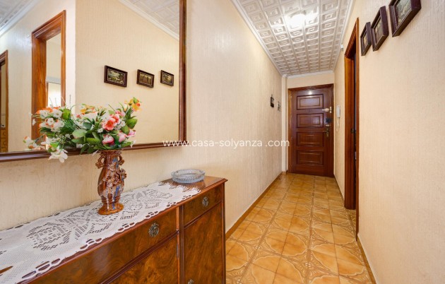 Reventa - Apartamento / piso - Torrevieja - Torrevieja Centro