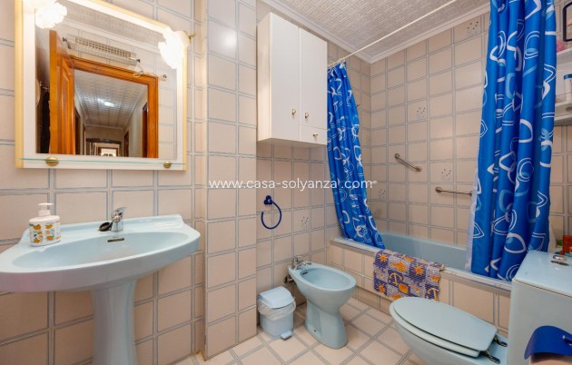 Reventa - Apartamento / piso - Torrevieja - Torrevieja Centro