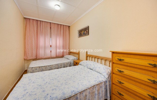 Reventa - Apartamento / piso - Torrevieja - Torrevieja Centro