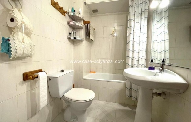 Alquiler a largo plazo - Apartamento / piso - Torrevieja - Playa De Los Naufragos