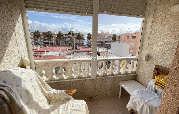 Alquiler a largo plazo - Apartamento / piso - Torrevieja - Playa De Los Naufragos