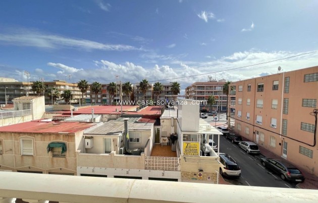 Alquiler a largo plazo - Apartamento / piso - Torrevieja - Playa De Los Naufragos