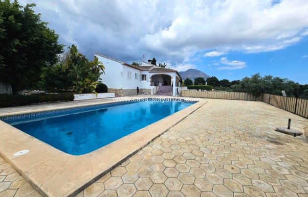 Resale - Villa - Jávea - Costa Blanca