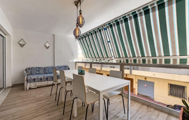 Resale - Apartment / flat - Torrevieja - Playa del Cura