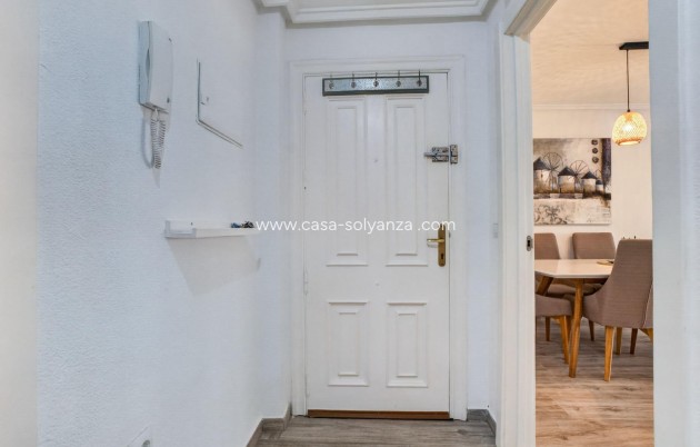 Resale - Apartment / flat - Torrevieja - Playa del Cura