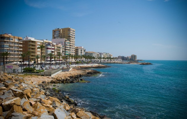 Resale - Apartment / flat - Torrevieja - Playa del Cura