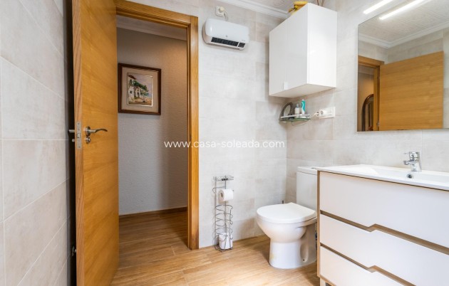 Revente - Appartement - Torrevieja - Acequion
