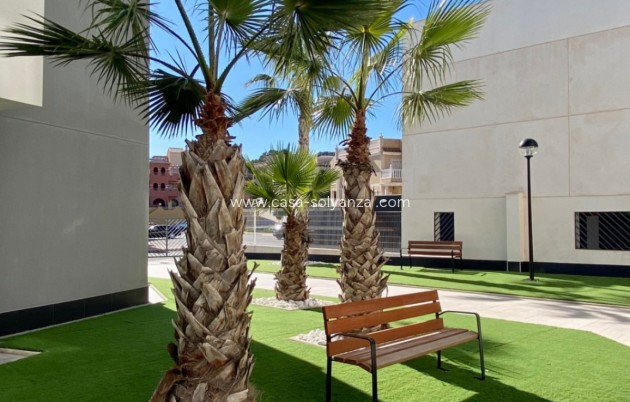 Resale - Apartment / flat - Orihuela - Villamartin