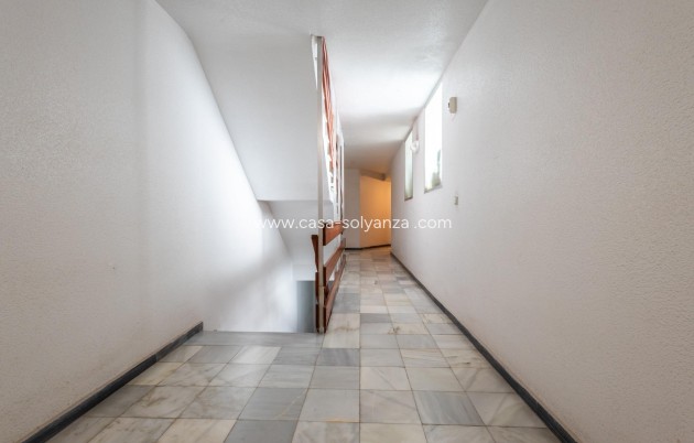 Resale - Apartment / flat - Torrevieja - Acequion