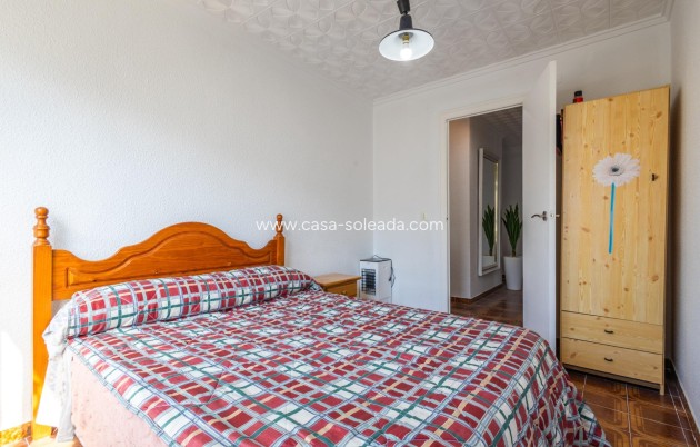 Resale - Apartment / flat - Torrevieja - Acequion
