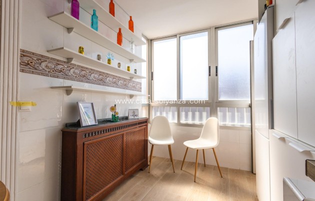 Resale - Apartment / flat - Torrevieja - Acequion