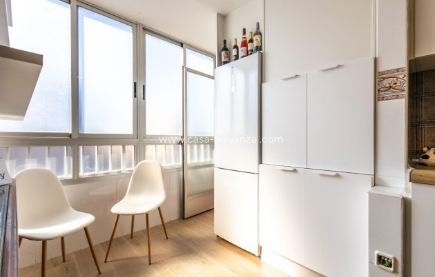 Resale - Apartment / flat - Torrevieja - Acequion