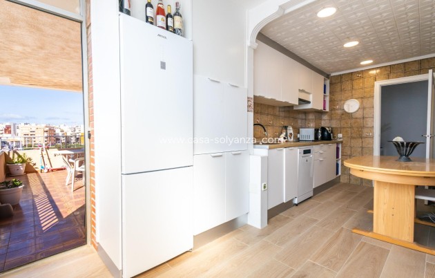 Resale - Apartment / flat - Torrevieja - Acequion