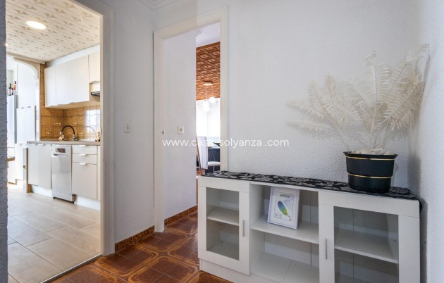 Resale - Apartment / flat - Torrevieja - Acequion